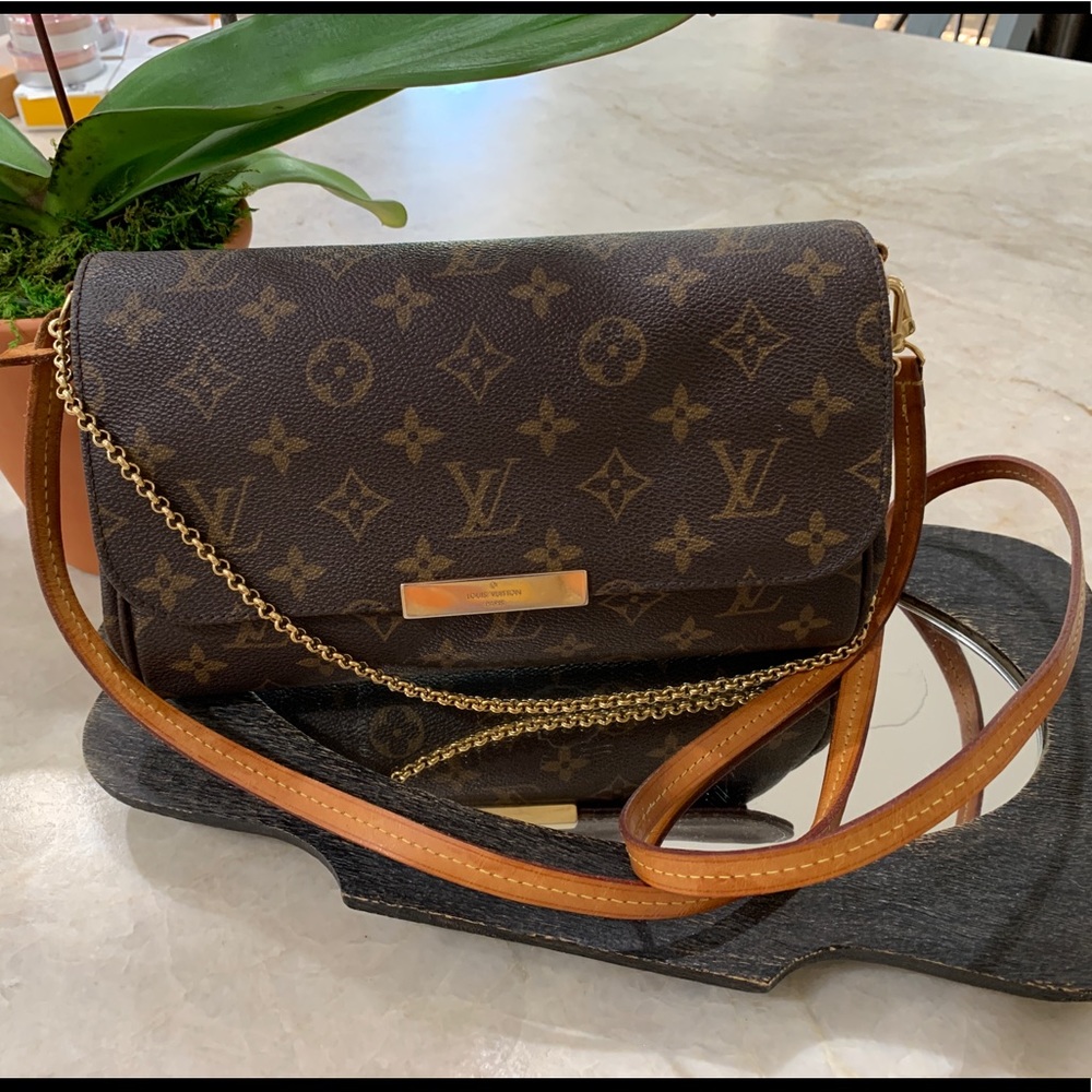 Louis Vuitton Monogram Favorite MM
